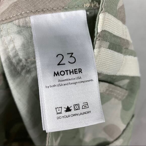 MOTHER The Shaker Chop Crop Fray Desert Camo Pants Size 23 Ankle Straight - Picture 7 of 9